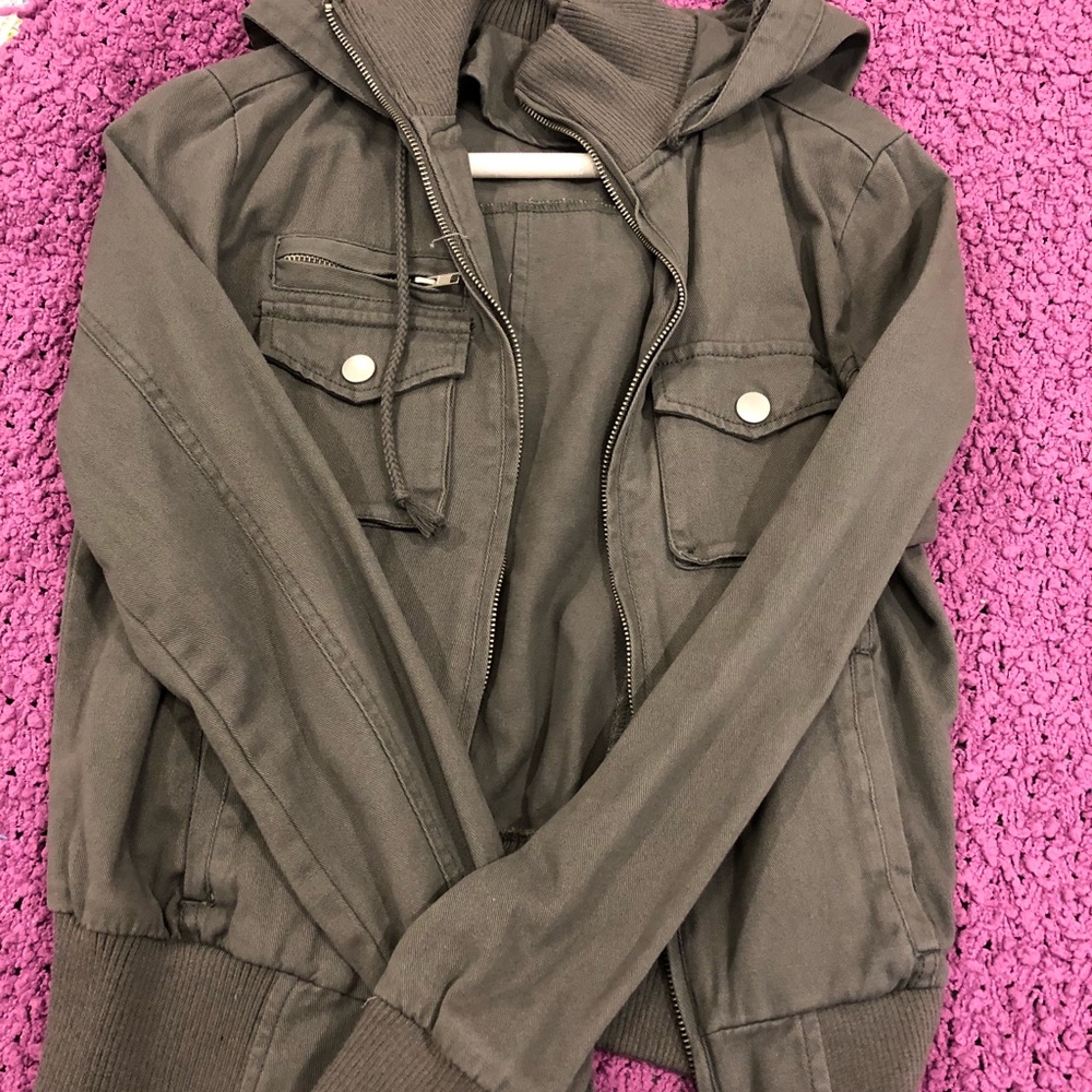 Green PAC Sun jacket size small